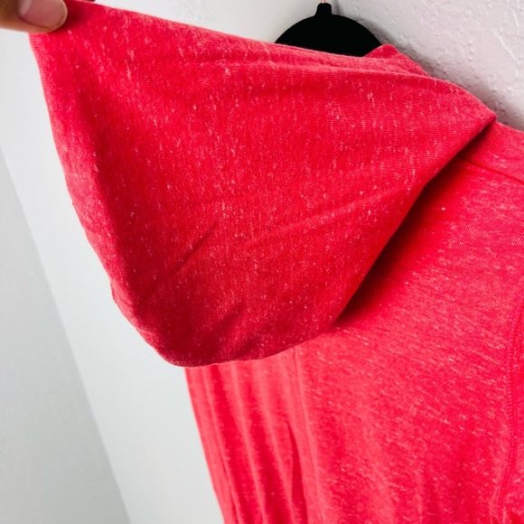 Nike Salmon Corral Pink Long Sleeve pullover hoodie sports athletic sweater - Picture 5 of 6